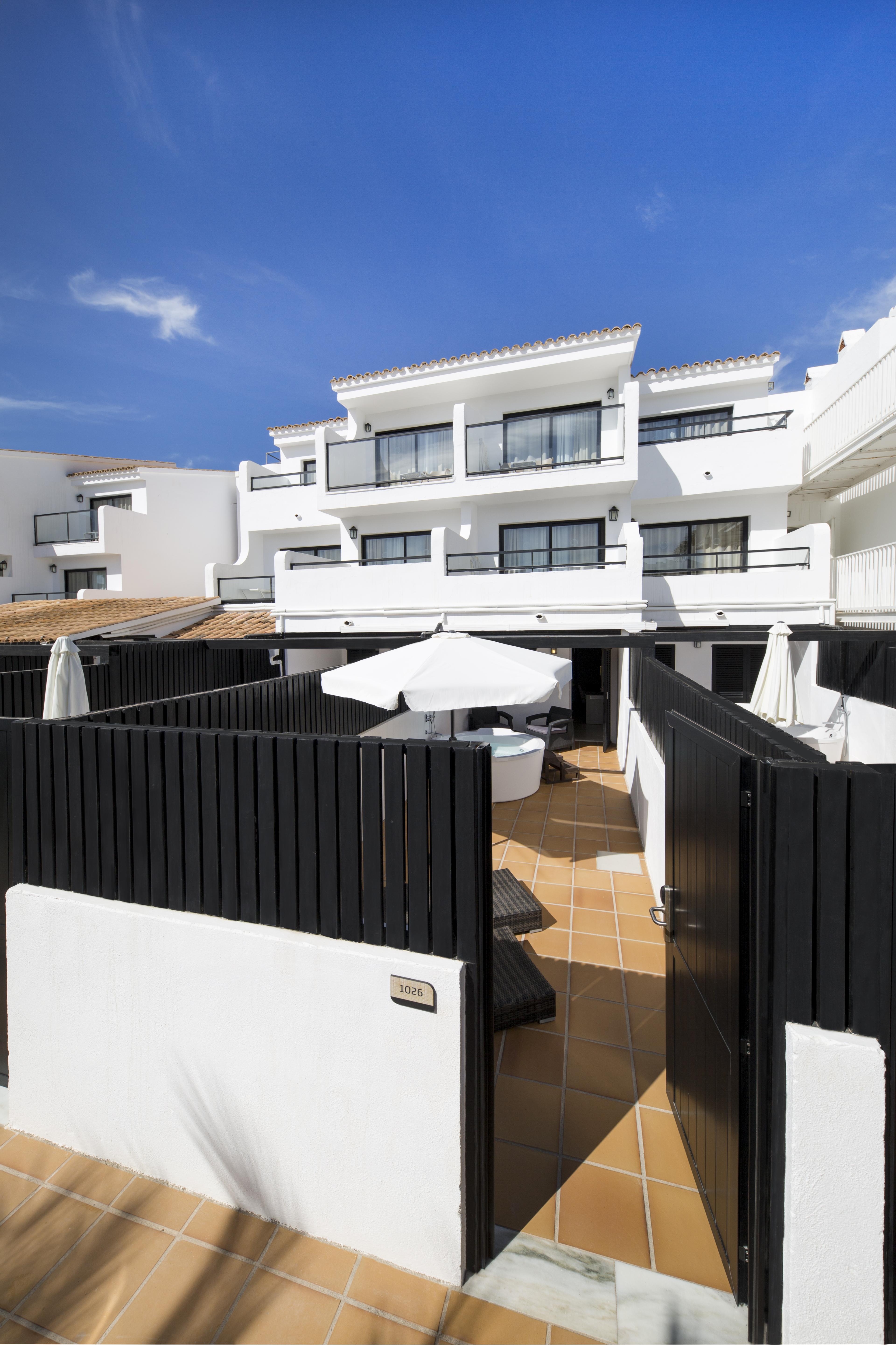 Fergus Style Bahamas (Adults Only) Hotel Playa d'en Bossa Ngoại thất bức ảnh