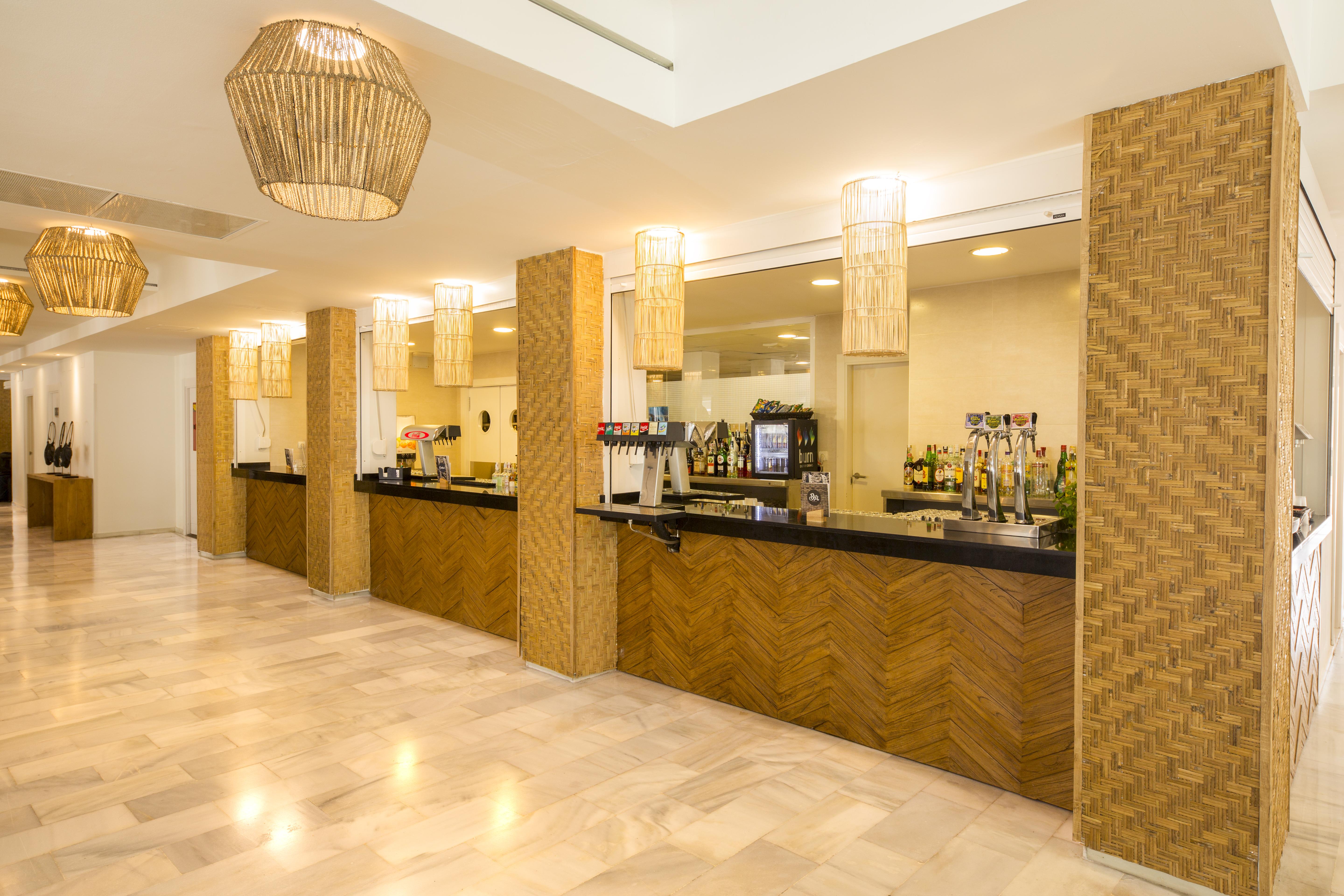 Fergus Style Bahamas (Adults Only) Hotel Playa d'en Bossa Ngoại thất bức ảnh