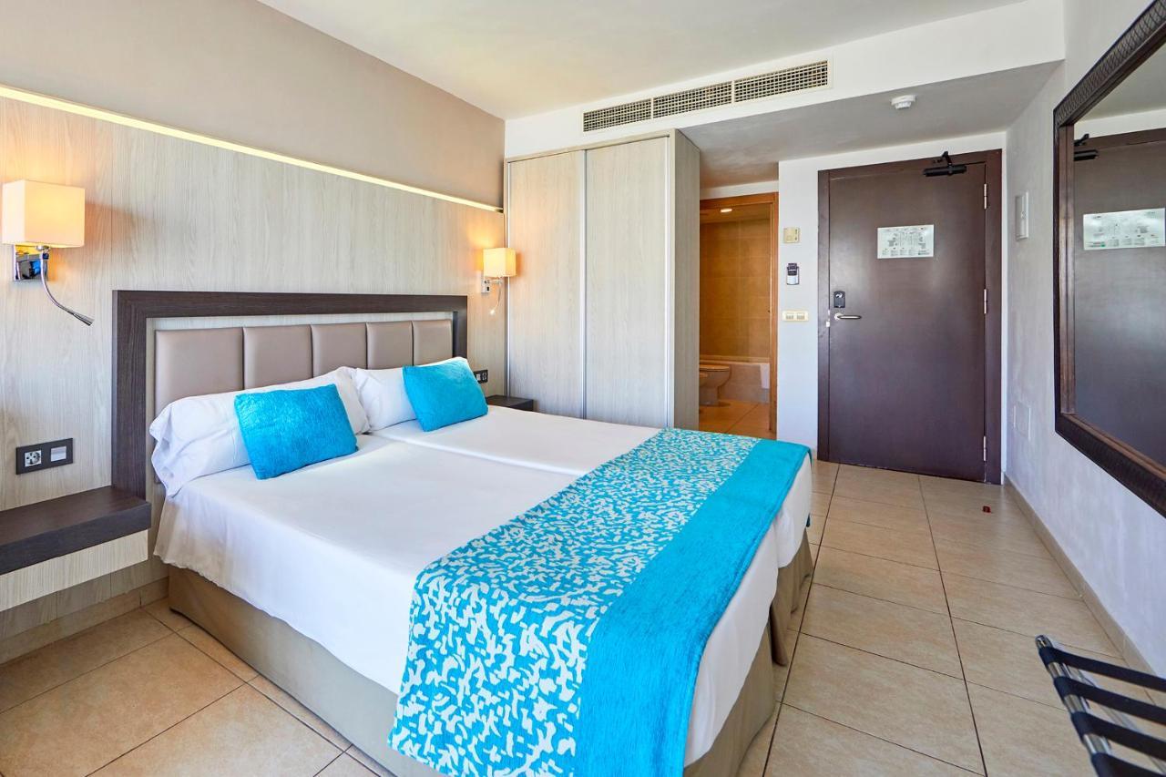 Fergus Style Bahamas (Adults Only) Hotel Playa d'en Bossa Ngoại thất bức ảnh